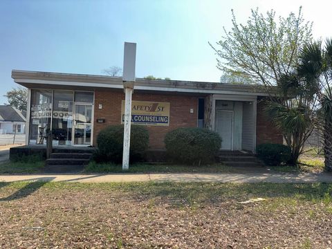 Photo of 506 W Oglethorpe Blvd, Albany, GA 31701 (MLS # 168732)