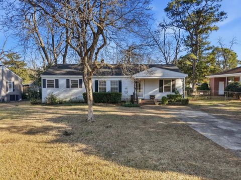 Photo of 104 N Ingleside Drive, Albany, GA 31707 (MLS # 167569)