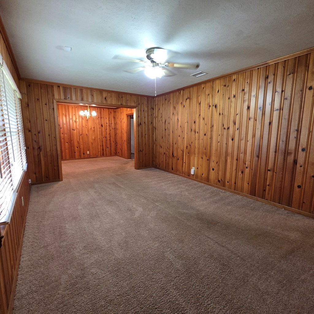 103 SE Rosewood Drive