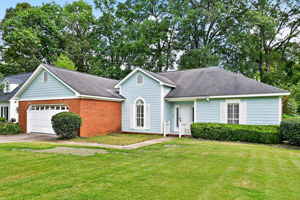 218 Hummingbird Lane