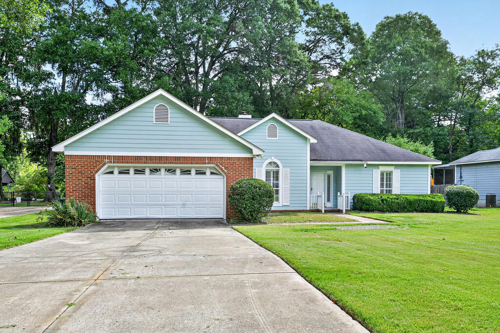 218 Hummingbird Lane
