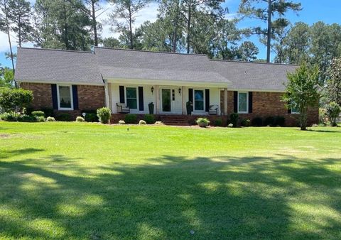 Photo of 2720 Somerset Drive, Albany, GA 31721 (MLS # 167016)