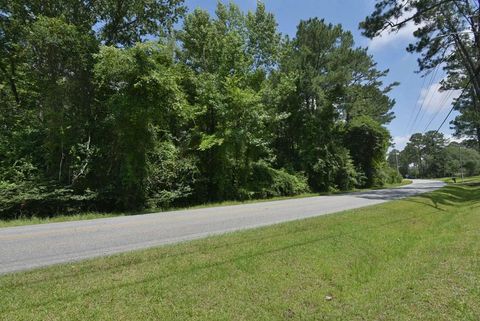 Photo of 1930 Beattie Rd, Albany, GA 31721 (MLS # 163415)