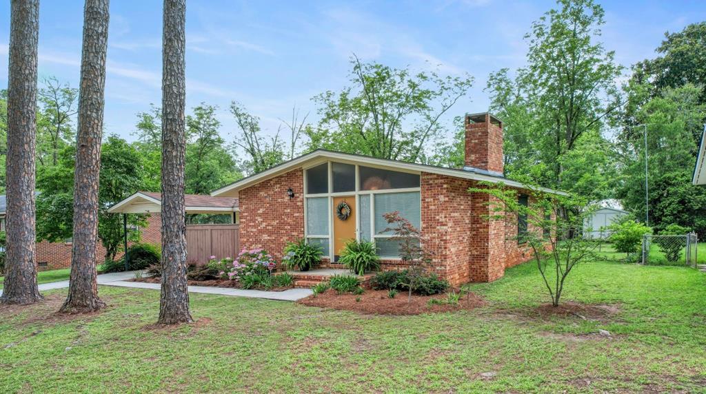 2310 Whispering Pines Rd
