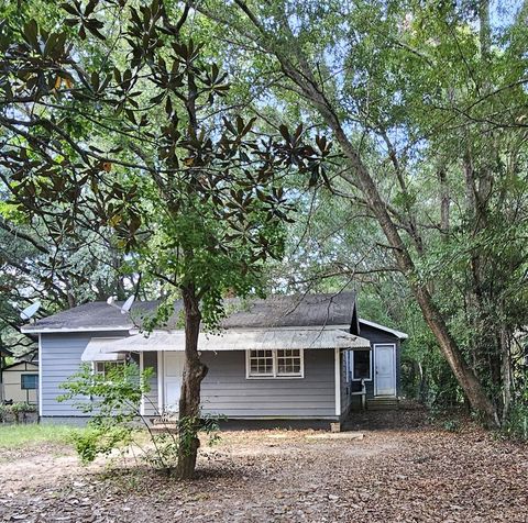 Photo of 807 Lincoln Avenue, Albany, GA 31701 (MLS # 166724)