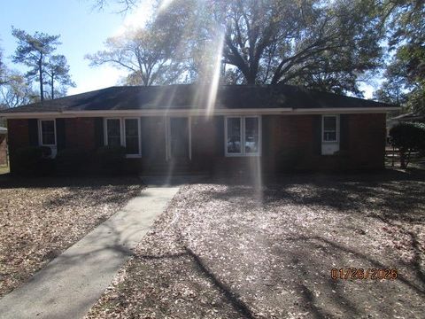 Photo of 2016 Gail Avenue, Albany, GA 31707 (MLS # 167486)