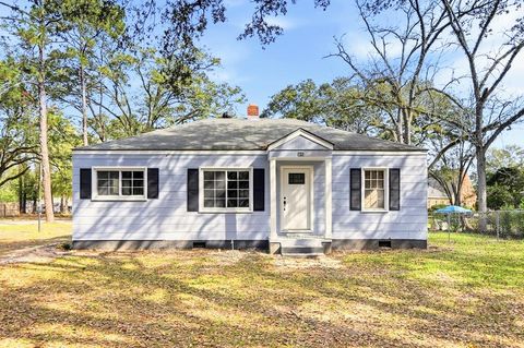 Photo of 723 Tenth Ave, Albany, GA 31701 (MLS # 168730)