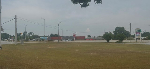 2416 E Sylvester Highway