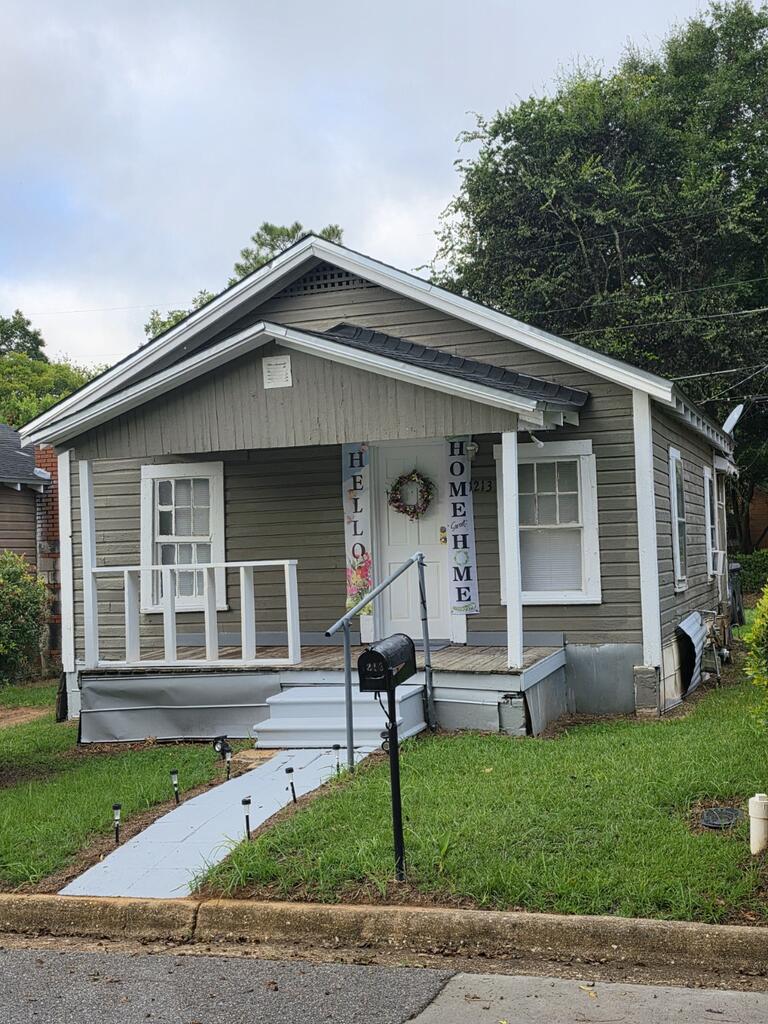 1219 Van Buren Street S