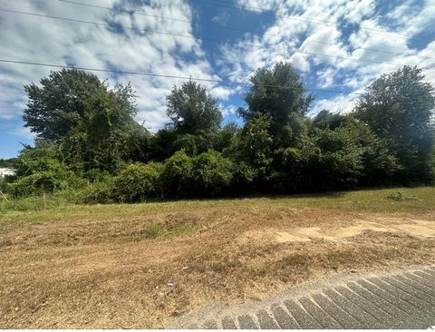 Photo of 2501 Fleming Road, Albany, GA 31705 (MLS # 167096)