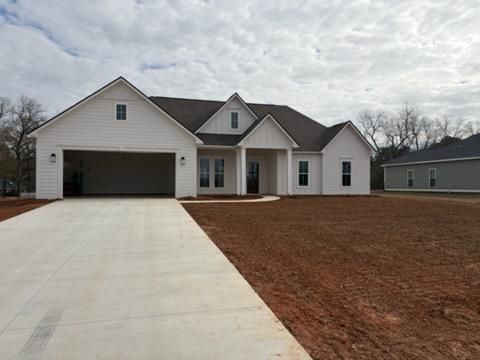 Photo of 324 Ambleside Drive, Leesburg, GA 31763 (MLS # 166599)