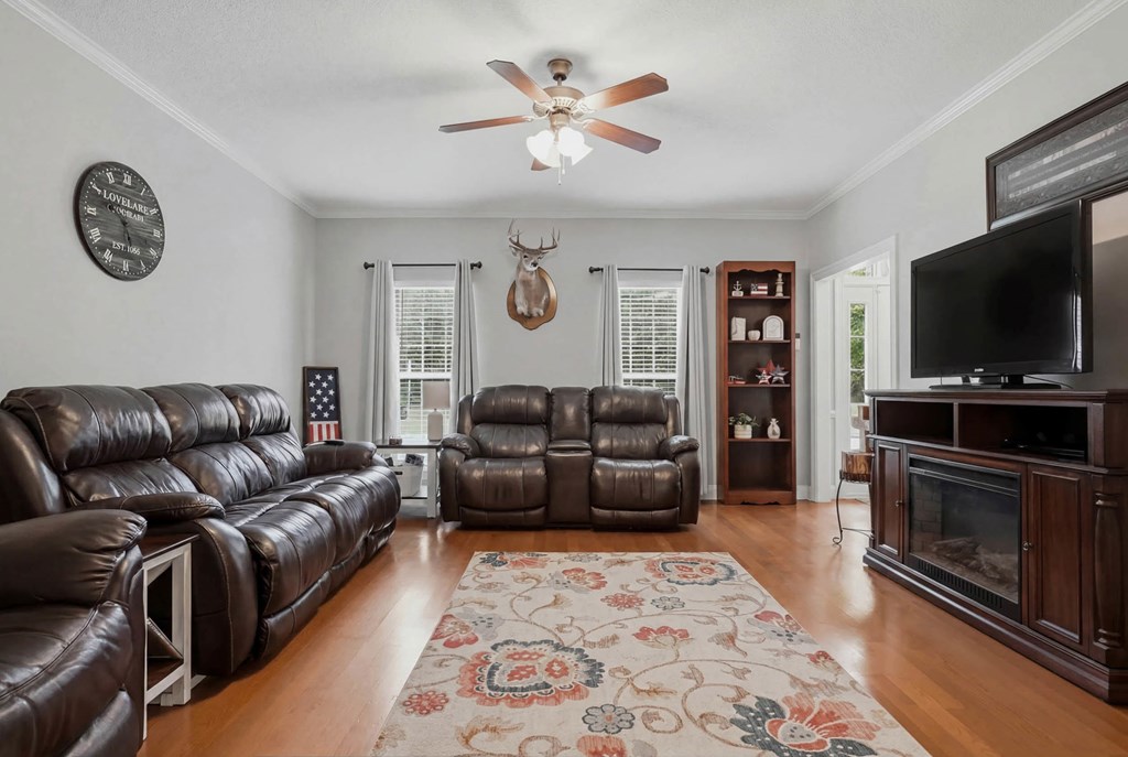 100 Northbrook Court