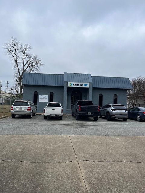 Photo of 415 Flint Avenue, Albany, GA 31701 (MLS # 167225)