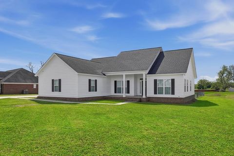 Photo of 219 Ambleside Drive, Leesburg, GA 31763 (MLS # 168909)