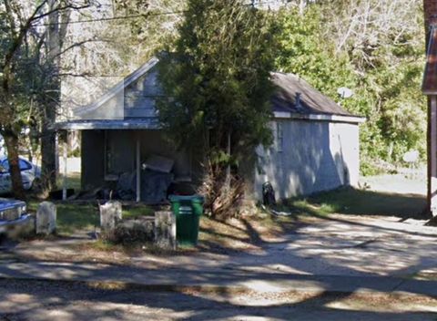 Photo of 511 W Lincoln Ave, Albany, GA 31701 (MLS # 168799)