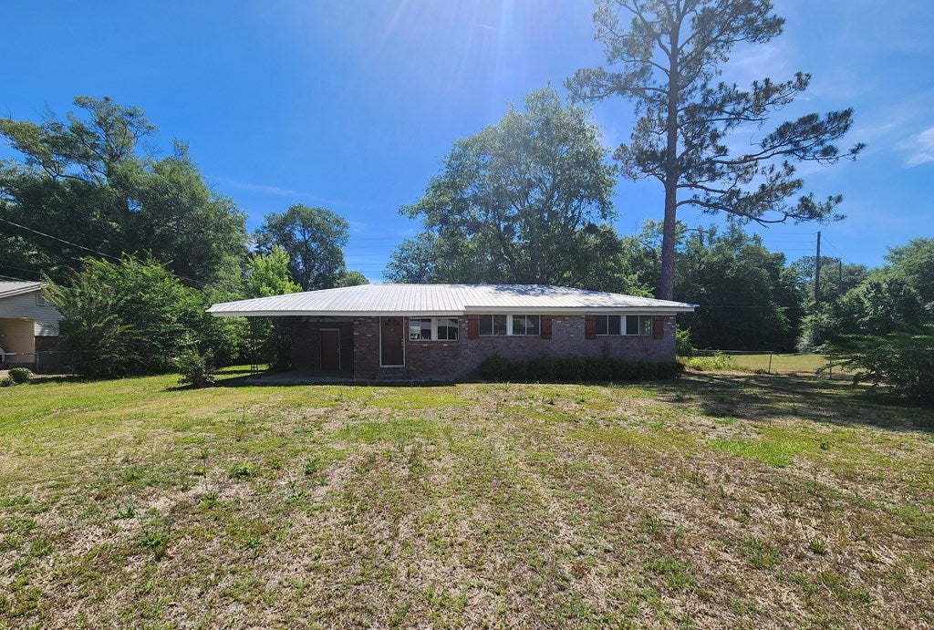 385 Laurel Lane