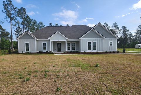 Photo of 116 Stornoway Drive, Leesburg, GA 31763 (MLS # 167474)