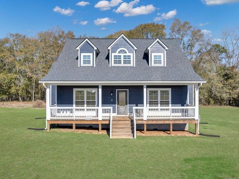 Photo of 104 Union Lane, Doerun, GA 31744 (MLS # 166777) Photo of 104 Union Lane, Doerun, GA 31744 (MLS # 166777)