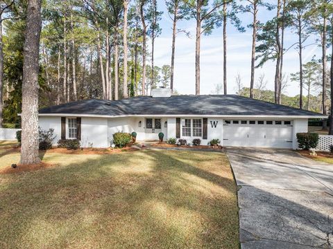Photo of 3303 Fulmer Drive, Albany, GA 31721 (MLS # 167437)