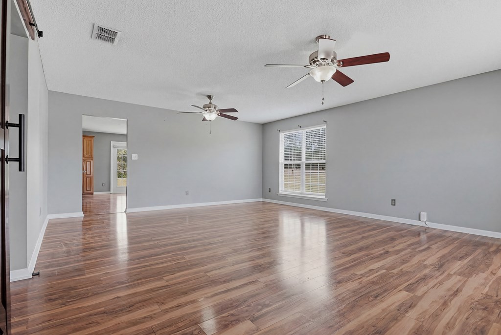 311 Sumner Road South