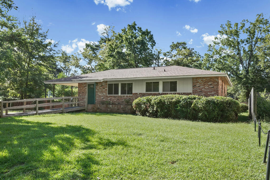 2316 Whispering Pines Rd