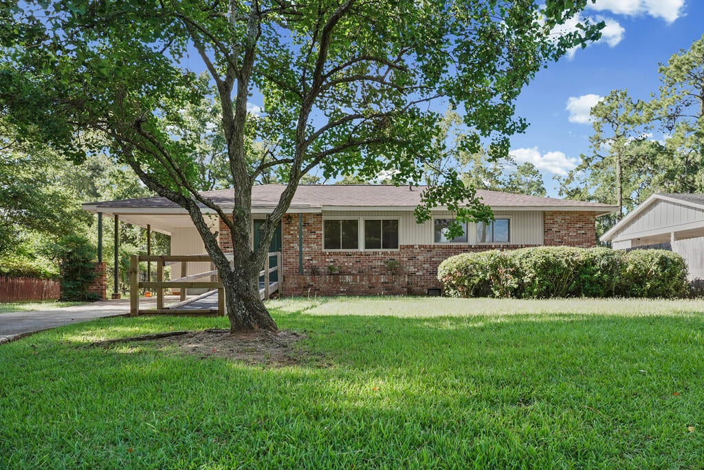 2316 Whispering Pines Rd