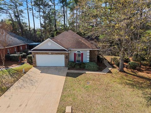 Photo of 1911 Regalwood Drive, Albany, GA 31721 (MLS # 168720)