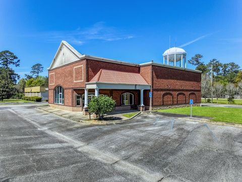 Photo of 2007 SW Gillionville Road, Albany, GA 31707 (MLS # 168787)