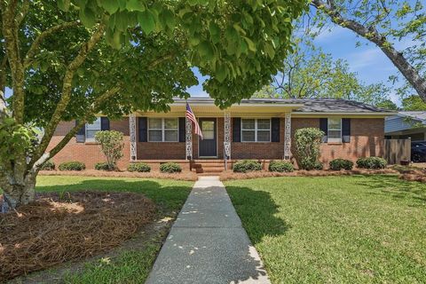 Photo of 2319 Sharon Avenue, Albany, GA 31707 (MLS # 168918)