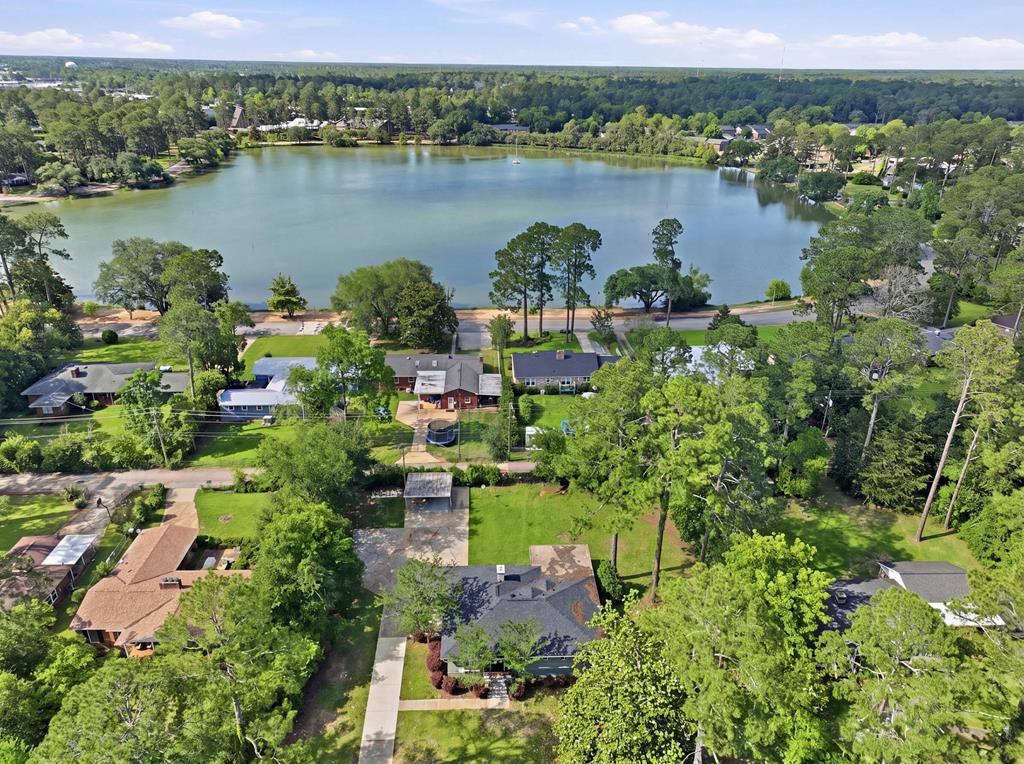 1009 Summit Drive