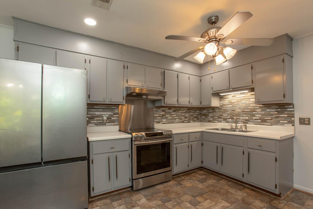 1322 McKenzie Road