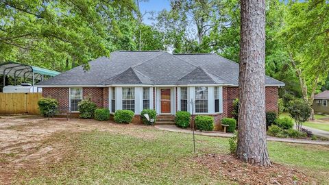 Photo of 4404 Woodcrest Dr, Albany, GA 31721 (MLS # 168901)