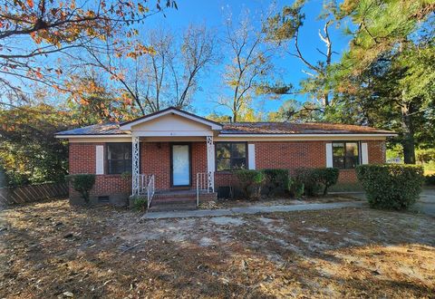 Photo of 418 Harmon Ave, Albany, GA 31701 (MLS # 167128)