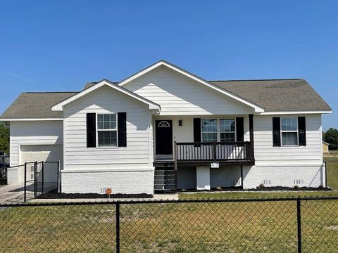 Photo of 413 Corn Avenue, Albany, GA 31701 (MLS # 168864)