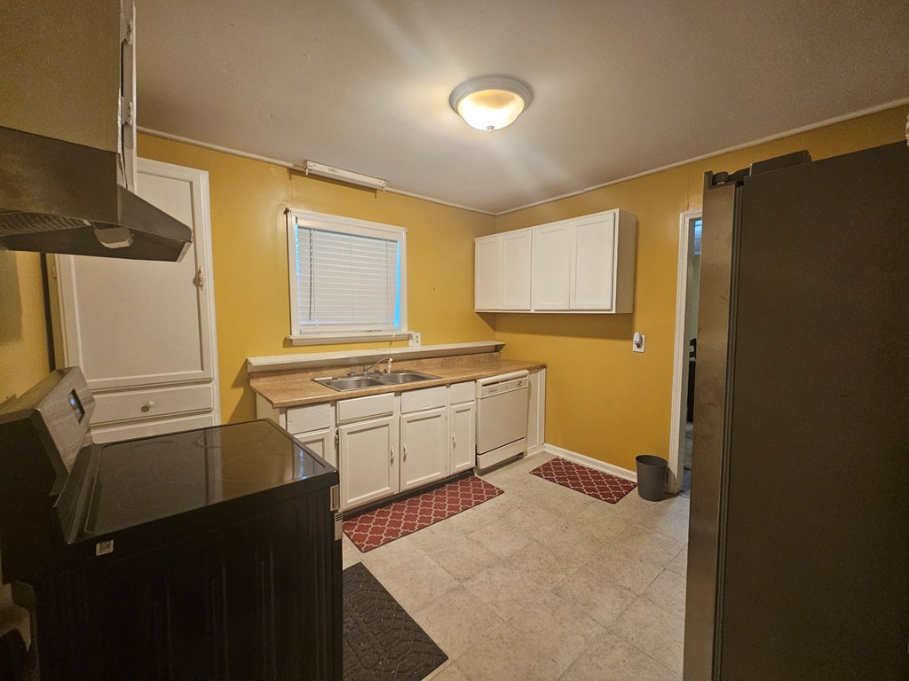 1508 Canary Lane
