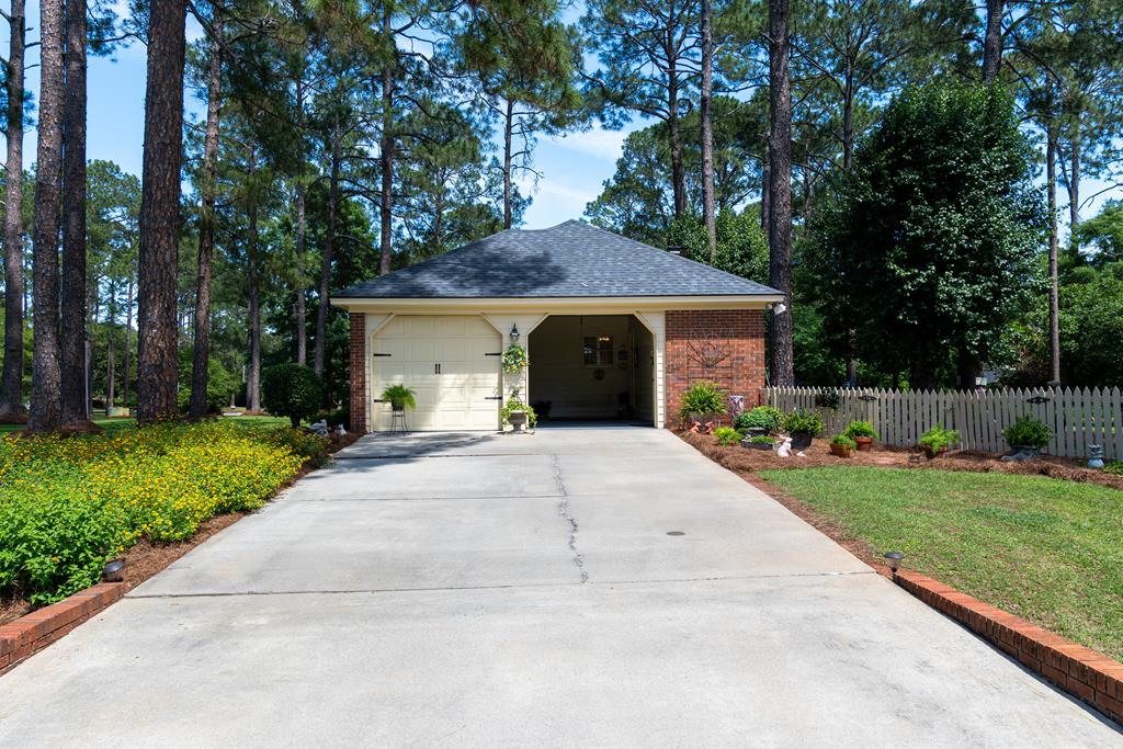 3210 Tunbridge Ln