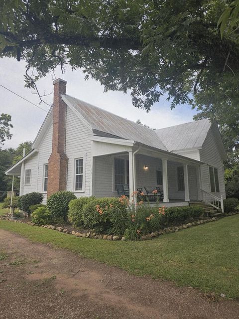 Photo of 256 Manry St NE, Edison, GA 39846 (MLS # 165190)