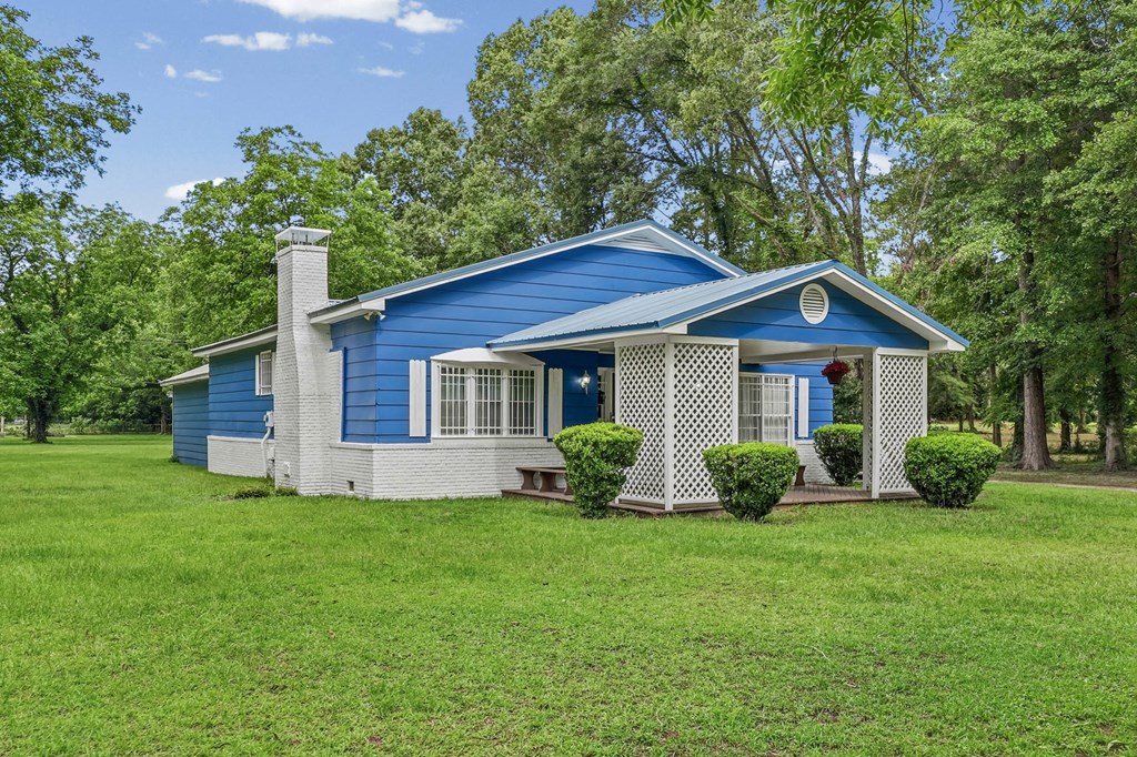 4709 Radium Springs Road