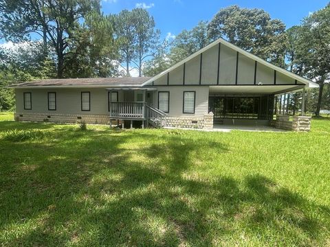 Photo of 6017 James Dr, Albany, GA 31705 (MLS # 165174)