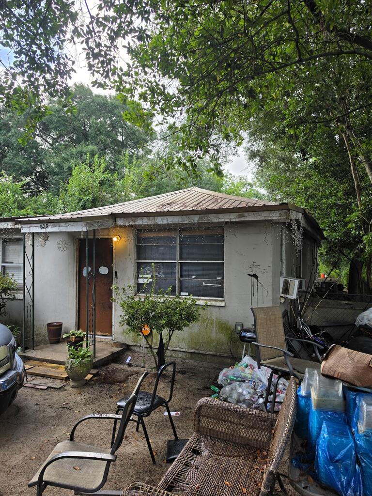 828 W Gordon Ave,