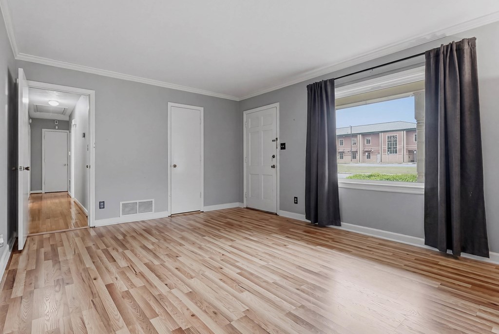 2214 Doncaster Drive