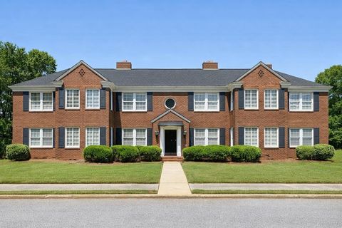 Photo of 1111 Madison Street N, Albany, GA 31701 (MLS # 167618)