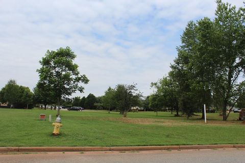 Photo of 213 Wentworth Ln, Albany, GA 31721 (MLS # 165412)