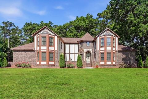 Photo of 2511 Fox Ridge Dr, Albany, GA 31721 (MLS # 169200)