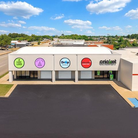 Photo of 100 S Slappey Blvd, Albany, GA 31701 (MLS # 165206)