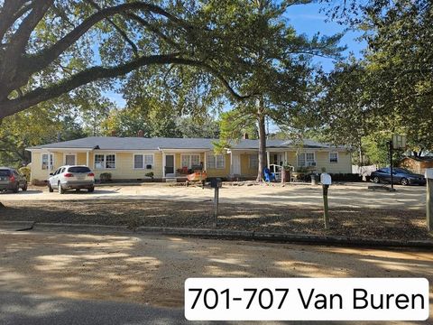 Photo of 701 Van Buren Street, Albany, GA 31701 (MLS # 164452)