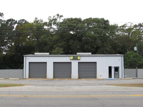 Photo of 1493 N Main Street, Blakely, GA 39823 (MLS # 167012)