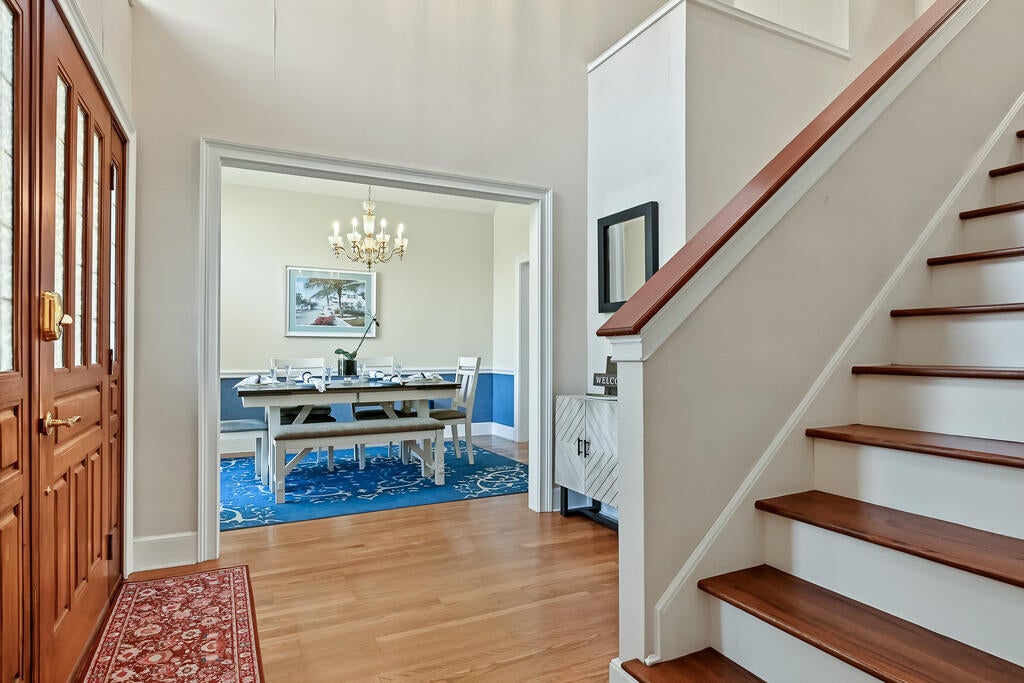 1913 Devon Drive