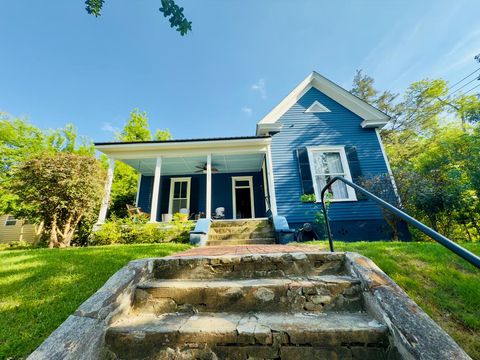Photo of 137 E College St, Americus, GA 31709 (MLS # 166890)