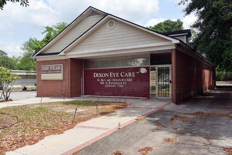 Photo of 806 Jefferson Street N St, Albany, GA 31701 (MLS # 164814)